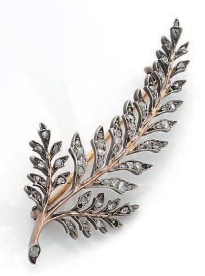 BROCHE «FEUILLE»
Diamants taille rose, or...