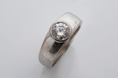 null BAGUE «DIAMANT»
Diamant rond taille brillant, jonc en or 18k (750)
Poids du...