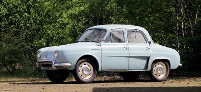 1958 RENAULT DAUPHINE 
Type R1090

Bleu azur

Projet de restauration



Carte grise...