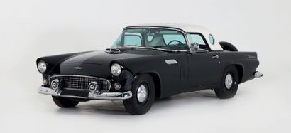 1956 FORD THUNDERBIRD 
Première version intéressante

Modèle emblématique des années...