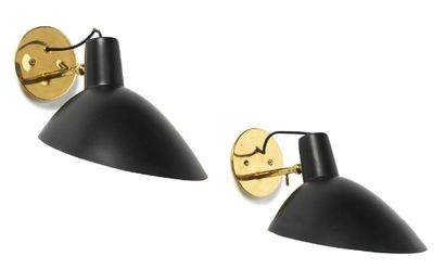 Vittoriano VIGANO (1919-1996) 
Pair of wall lamps MODEL 2
Mobile cap on ball joint...