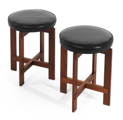 UNO ET ÖSTEN KRISTIANSSON PAIR OF TEAK STOOLS Circular seat covered with black leather,...