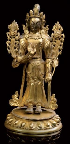 null Art sino-tibétain Figurine en bronze ciselé et doré représentant un bodhisattva...