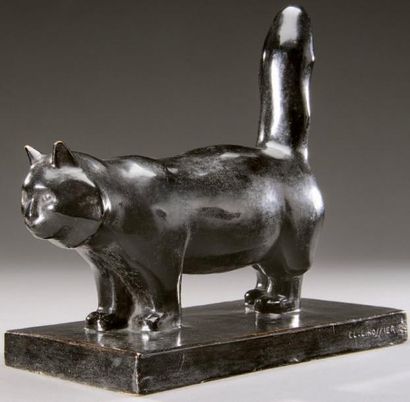 CLAUDIUS LINOSSIER (1893-1953) « Pussy » Epreuve en bronze à patine noire figurant...