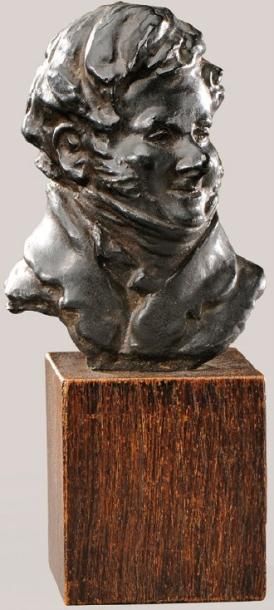 HONORE DAUMIER (1808-1879) «Buste d'homme» Epreuve en bronze à patine brune. Monogrammée...