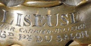 ALBERT CARRIER-BELEUSE (1824-1887) «La liseuse» Epreuve en bronze à patine argentée...