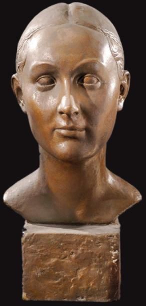 CLAUDIUS LINOSSIER (1893-1953) Buste en plâtre couleur bronze figurant une femme...