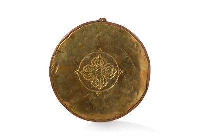 null Tibet, 20th century

Set of 6 embossed copper plates decorated with Buddhist...