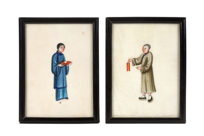 CHINE vers 1900 


四幅广州水粉画，宣纸上的多色画，表现两个音乐家和两个仆人。



尺寸 14 x 10 cm (玻璃下的框架)



中国...