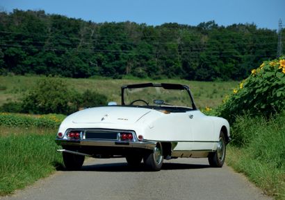 1968 Citroën DS 21 Cabriolet Chapron 
Mythical Chapron convertible

Known history

Original...