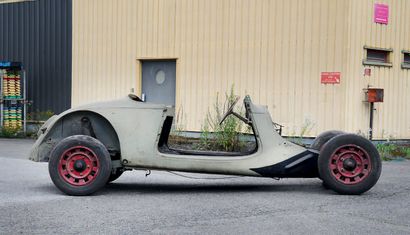 1937 Citroën Traction 7 C Cabriolet 
正宗的可改装牵引车

自1976年以来为同一业主

有趣的修复项目



法国注册

不含技术控制的销售

底盘编号：98...