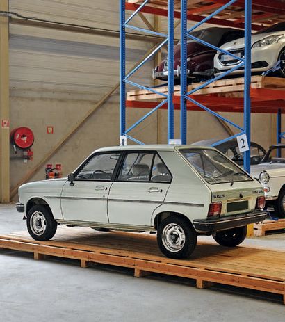 1985 Peugeot 104 GLS Berline 
The most richly equipped version

of the small sedan

One...