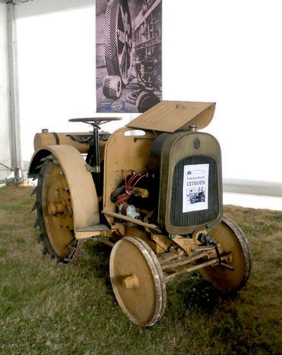 1919 Tracteur André Citroën 
Extremely rare for sale

Only 5 or 6 copies identified

Good...