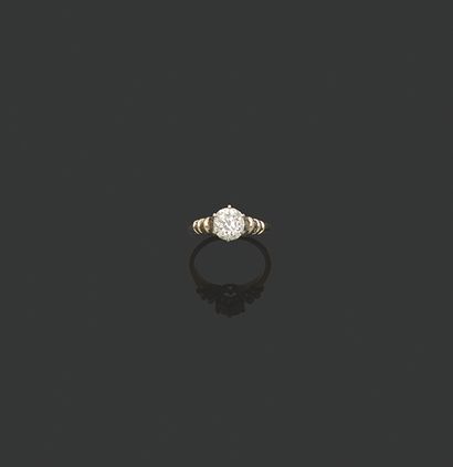 BAGUE «SOLITAIRE»
Diamant taille ancienne
Or...