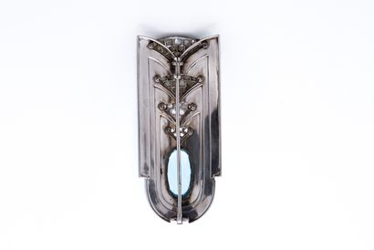 null 
雷恩-博伊文(RENE BOIVIN)

现代主义 "胸针

海蓝宝石，玫瑰式切割钻石

18K（750）金，950铂金

法国作品 - 约1930年

L....