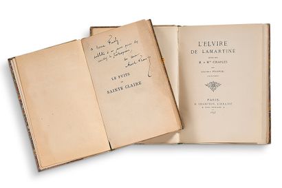 FRANCE Anatole (1844-1924) 4部作品的重聚，其中2部有亲笔签名的信件
- L'Elvire de Lamartine。关于查尔斯先生和夫人的说明（有传真）。巴黎，H.Champion，1893。12开本，121页。半挂式书架，光滑的书脊上有金色的装饰、日期和标题，书头鎏金。出版商纸张上的第一版。复印件有完整的页边，没有修剪，充实了一封亲笔签名信。
-...