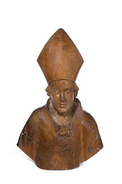 null BUSTE D'ÉVÊQUE en bois sculpté, autrefois polychrome.
XVIIe siècle
H. 56 cm
(Fentes...