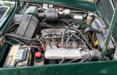 1973 VOLVO P 1800 ES 罕见的柏树绿颜色可用于最新的模型上 最后一批P1800的制造者之一 车辆运行但需要修复 法国收藏家的登记 底盘编号0008043...