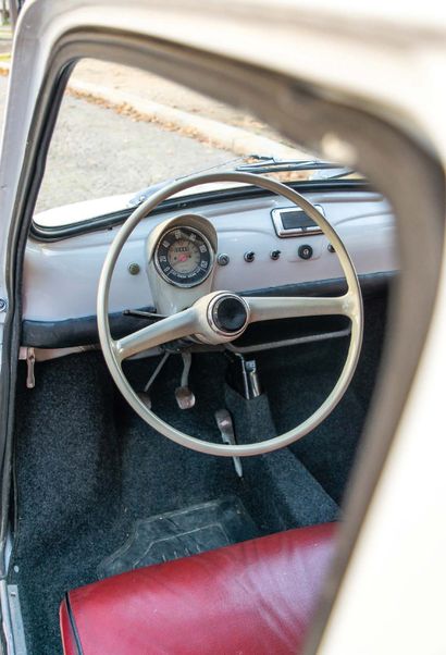 1969 FIAT 500F 
真正的二手货

修复后的车身

理想的小型敞篷车



法国注册

底盘编号2050659



500是一个举世闻名的商品名称，使菲亚特在国际上大受欢迎。与雪铁龙2...
