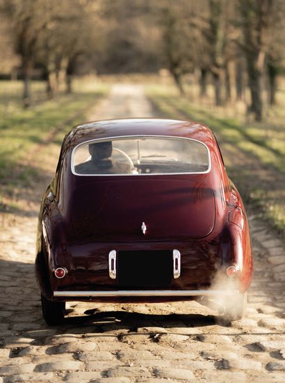 *1951 Fiat 1100 ES COUPÉ Pinin Farina 
临时进口的车辆 



极好的铜锈，聪明的修复

原装发动机，只有3个车主

极为罕见，有资格参加Mille...