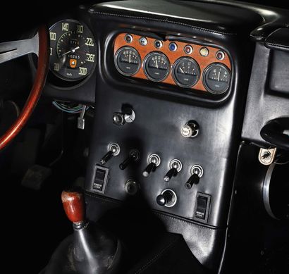1967 LAMBORGHINI 2+2 400 GT 
Founding GT of the brand

Produced to only 224 units



American...