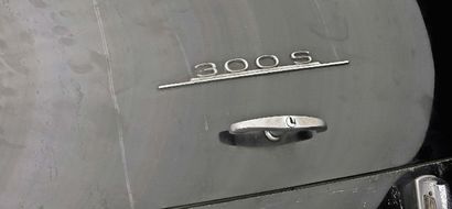 1953 MERCEDES 300 S COUPÉ 
没有储备

未经登记而出售。FFVE证书正在办理中。请注意，车辆上没有制造商的牌照。



当时最豪华的车型之一

生产的216辆双门跑车中的一辆

非常受欢迎的车辆



底盘编号188011...