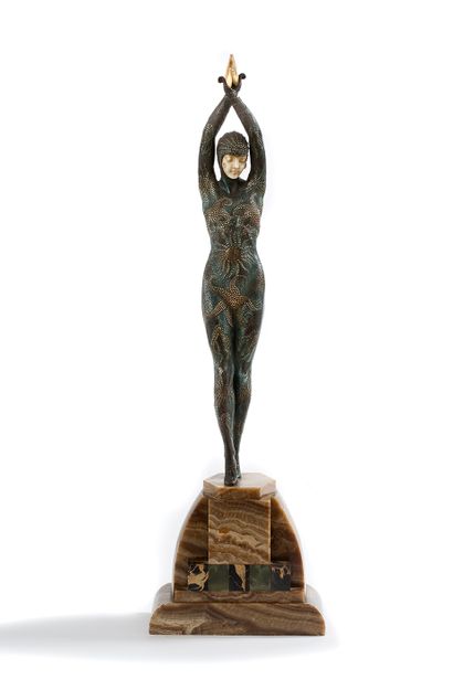 Demeter CHIPARUS (1886-1947) «ÉTOILE DE MER» (STARFISH)
Sculpture chryséléphantine...