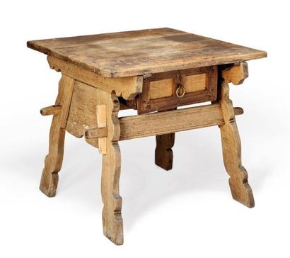 null Table Suisse en bois naturel 80 x 75 x 75 cm