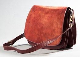 CARTIER Sac bandoulière en cuir et daim bordeaux