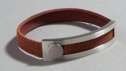 HERMES Bracelet cuir et métal Pochette orange