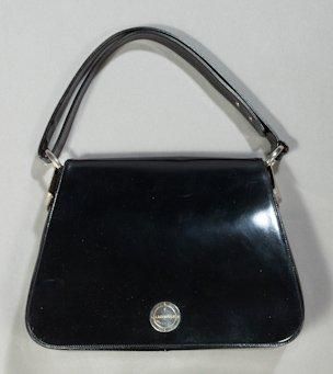 LAGERFELD Original sac porté épaule en cuir glacé noir
