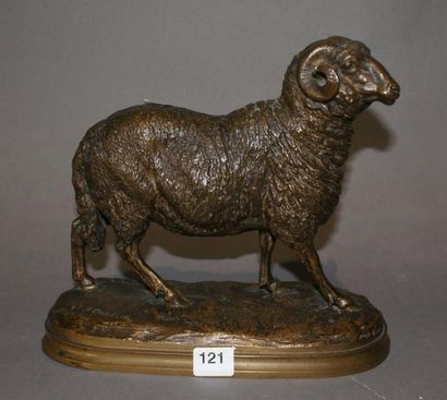 Isidore BONHEUR Sujet en bronze bélier. Dim.: 18 x 20 x 9,5 cm. 