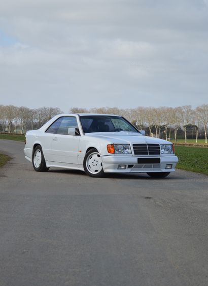 1988 MERCEDES-BENZ 300 CE 3.2 AMG 
Absolute rarity

Modified by AMG

Irresistible...