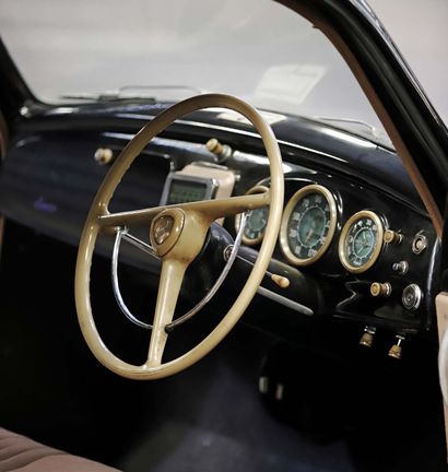 1953 LANCIA AURELIA B22 
Eligible aux Mille Miglia

Produite à seulement 877 unités

Première...