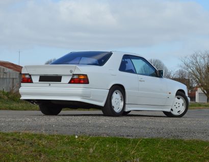 1988 MERCEDES-BENZ 300 CE 3.2 AMG 
Absolute rarity

Modified by AMG

Irresistible...