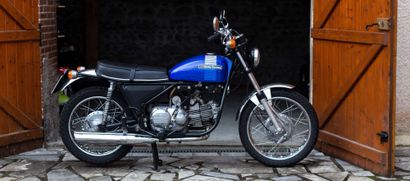 1974 Harley Davidson 350 SS 
Electric starter

Italian-American myth

Perfect condition...