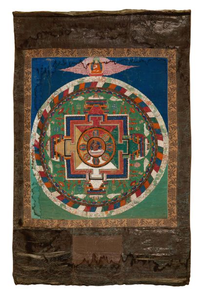 TIBET FIN XIXe SIECLE 
Mandala polychrome sur toile de coton, dédié à une figure...