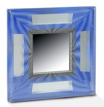 JESÚS RAFAEL SOTO (1923-2005) 
无题

用丝网印刷的有机玻璃镶嵌在浮雕上的镜子，背面有编号和签名，编号为71/99

50 x 50...