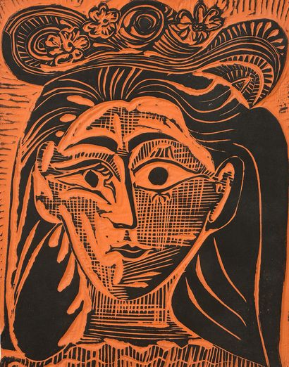 Pablo Picasso (1881-1973) 
戴花帽的女人，1964年

红色陶器的长方形盘子，印有黑色纸条，背面有42/100的编号。毕加索的原版印刷品/Madoura...