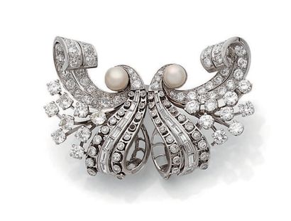 null 
DOUBLE CLIPS 

Round and baguette diamonds, cultured pearls 

Platinum (850)...