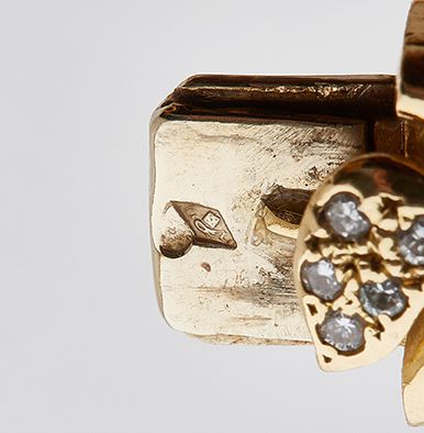 GEORGES LENFANT 
COLLIER «SEMI RIGIDE» 

Or 18k (750) et diamants ronds

Poinçon...