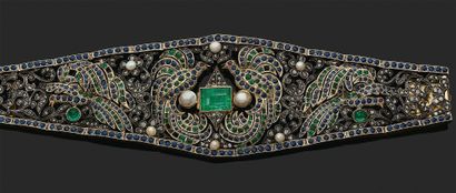 null 
手镯 "小鸟设计

祖母绿、蓝宝石、玫瑰式切割钻石、珍珠、红宝石

18K金（750）和银（<800）。

法国作品 - 19世纪末

L. : 19...