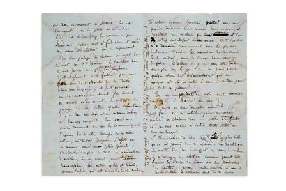 BERLIOZ Hector (1803-1869) L.A.S. "H.柏辽兹"，[巴黎][1849]年5月5日，致他在格勒诺布尔的妹妹南希-帕尔；3页，8开，蓝纸，有地址（轻微湿润）。
给他妹妹的信很漂亮，唤起了他那个时代的作曲家。
他写到他妻子的健康状况[哈丽雅特-史密森在10月中风，导致她部分瘫痪和失语，随后在2月第二次中风]："亨利特这几天一直很好（相对来说非常好），但当她看到她的右侧没有恢复运动时，灰心丧气。
她必须一直被虐待并给予希望；这很不容易。她有一个花园，此刻对她来说特别愉快，她被抱在她的丁香花中，好天气让她恢复了一点活力。就我而言，我本来是非常好的，现在我的胃痛又回来了。
然后，在谈到他儿时的朋友
Casimir的母亲Faure夫人的死时说："我所处的旋风不再有使我眩晕的力量，它可以使我摆脱这些对过去的悲哀的回归；我承认，我现在回头看的次数比向前看的次数多。我看到[......]我们的想法和亲密的感觉在许多方面是多么相似，尽管我们很少互相交流。我正在经历许多其他性质相同的冲击，而你却幸免于难。目前，在我的特殊领域，我目睹了整整一代艺术家的迅速消亡；有些人年轻而有价值地死去，如
MENDELSSOHN，有些人被贬低而茫然，如ROSSINI，他仍在过着机械的生活。另一些人，如SPONTINI，以幼稚的绝望看到他们最后时刻的到来，并为他们和我们的记忆仍然美化的存在感到遗憾。斯波提尼夫人最近非常迫切地要求我为她丈夫写回忆录。我想这么做，但我担心我做不到。此外，在这位伟大的艺术家眼皮底下进行的这项任务有一些遗嘱性的东西，这使我感到厌恶，而且，使我对他的钦佩失去了所有的谦虚......。
他离开她去穿衣服，并...