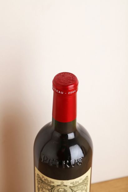 null 1 B PETRUS (quelques marques étiquette) - 2004 - Pomerol