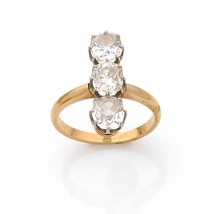 null BAGUE « DIAMANTS »
Diamants taille ancienne, or 18k (750)
Époque XIXe
Td. :...