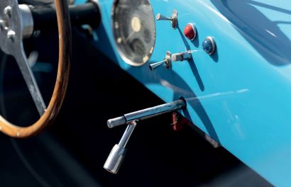 1957 D.B HBR LE MANS USINE 
法国注册文件

底盘编号916/924（见文）。



参加1957年勒芒24小时耐力赛的三辆D.B.厂车中唯一的幸存者

一贯的成功记录：鲁昂大奖赛。

卡昂大奖赛，环法自行车赛

汽车，环科赛，波城3小时赛。

蒙特勒赫里的速度杯...

堪称典范的修复

一流的表现

获得具有成功记录的工厂模式的机会极为罕见

清晰和完美的历史记录





Charles...