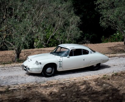 1964 Panhard CD 
Carte grise française

Châssis n° 208



Véritable voiture de course...