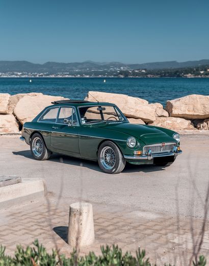 1969 MG C GT 
法国车辆登记

底盘编号 CCD17162G



漂亮而强大的6缸版本

罕见和未知的GT

保密生产，4,458辆为双门轿跑车
...