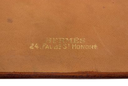 Paul JOUVE (1878-1973) & D'après Paul JOUVE 
10幅蚀刻画和一幅正面插图，印在Van Gelder Zonen的牛皮纸上

***更正：经修正的通知
对开本，单页，全棕褐色皮夹，签名为Hermès，24...