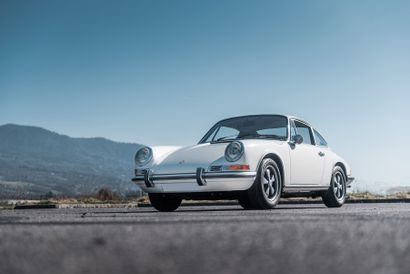 null 1971 – Porsche 911 2.2 E



Carte grise française

Châssis n° 9111200787



Importante...